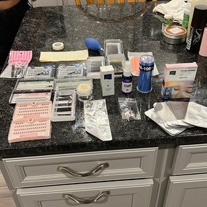 Eyelash extensions kit used twice til my daughter broke her wrist